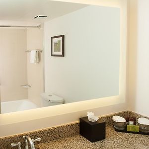 Queen Suite